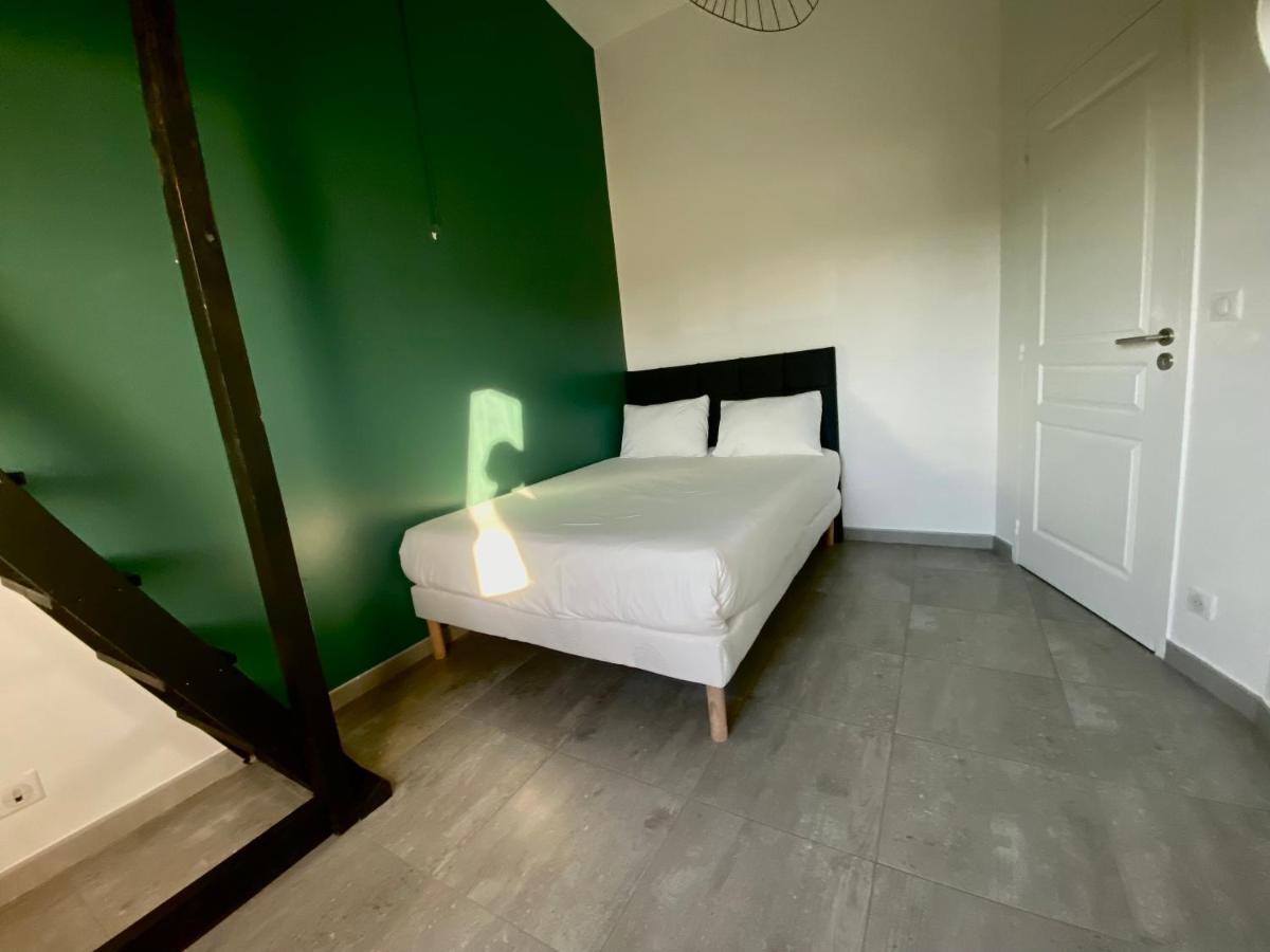 Residence 4T - 33 Avenue Gaston Chauvin Aulnay-sous-Bois Bagian luar foto