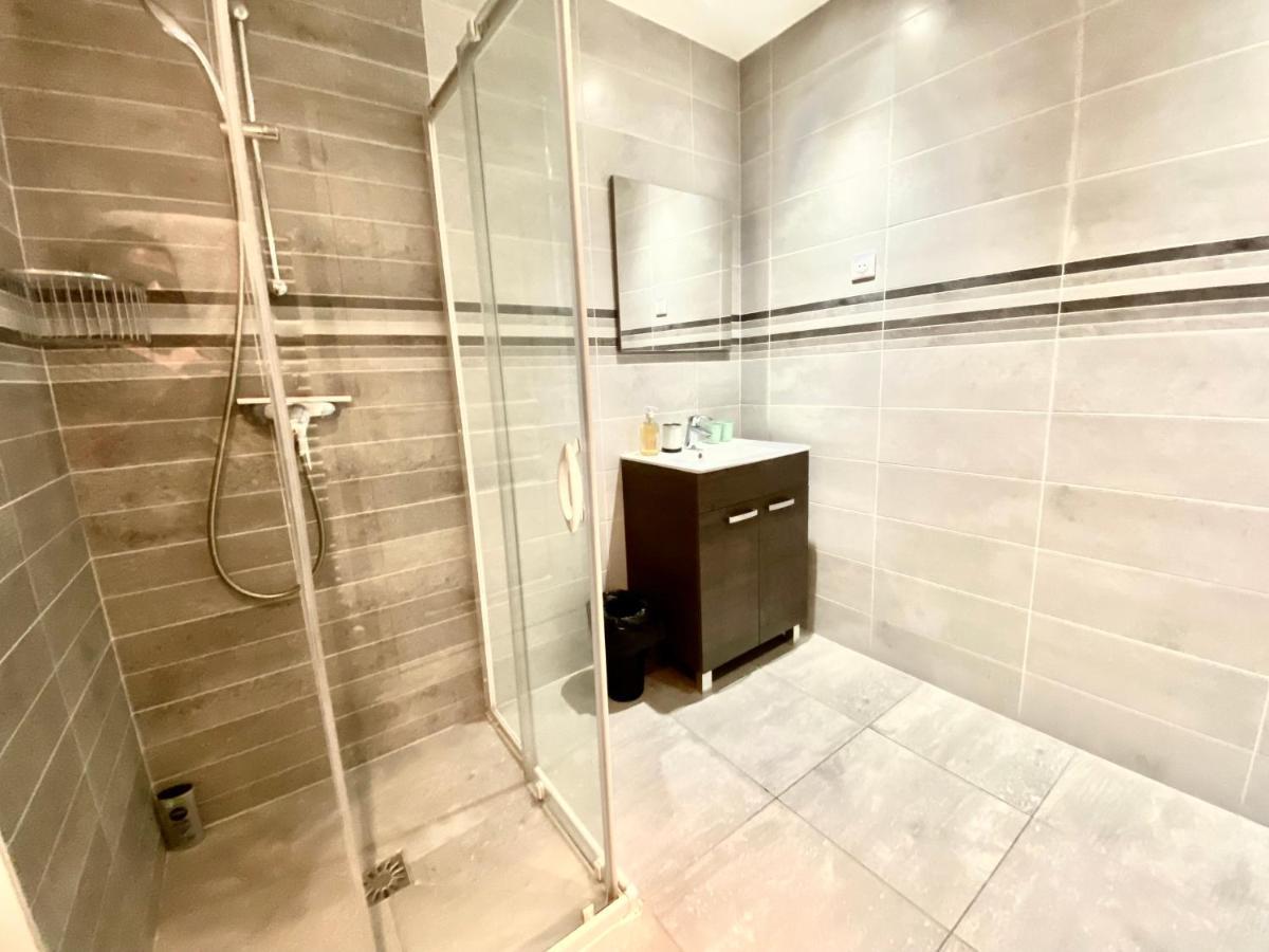 Residence 4T - 33 Avenue Gaston Chauvin Aulnay-sous-Bois Bagian luar foto