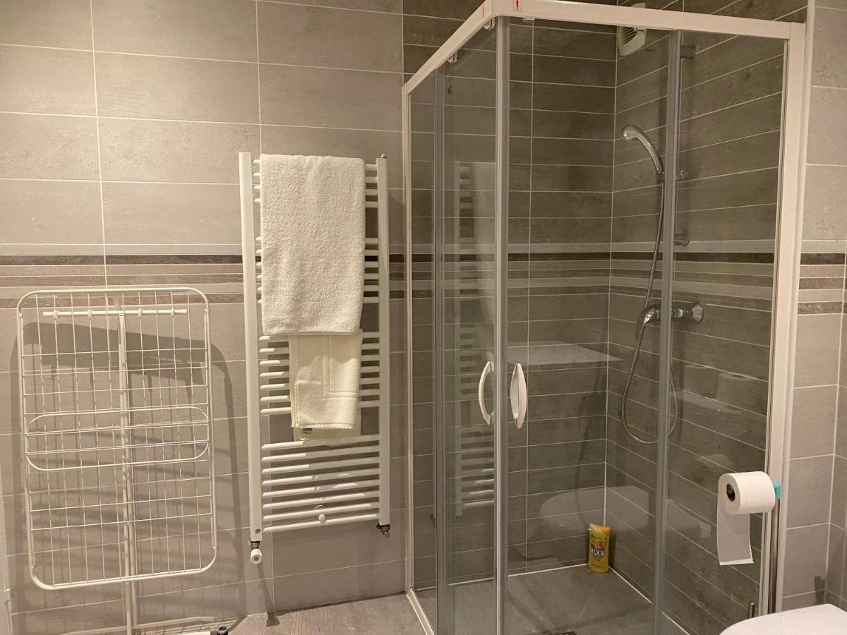 Residence 4T - 33 Avenue Gaston Chauvin Aulnay-sous-Bois Bagian luar foto