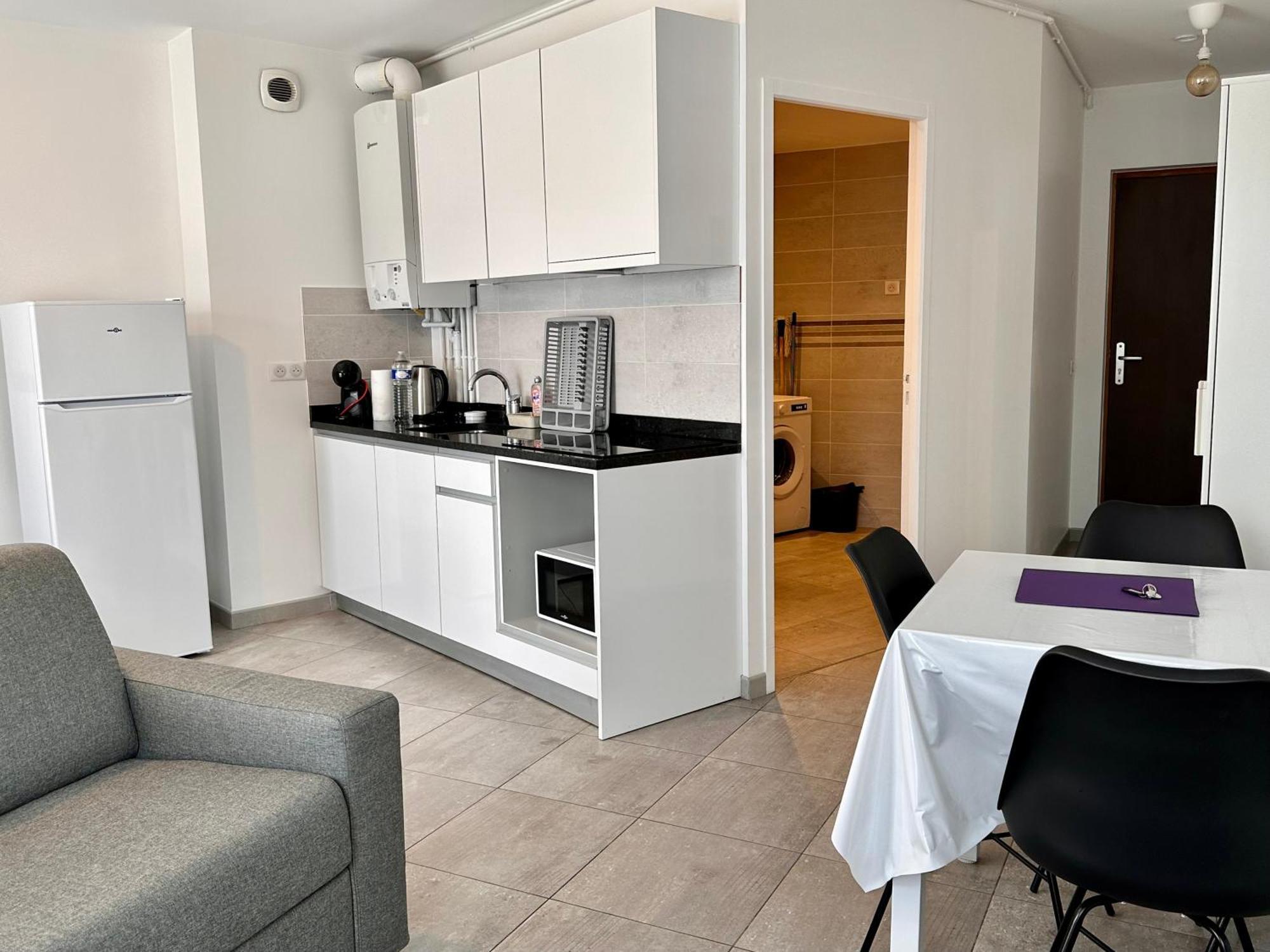 Residence 4T - 33 Avenue Gaston Chauvin Aulnay-sous-Bois Bagian luar foto